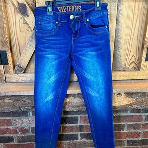 Junior’s VIP girls jeans.